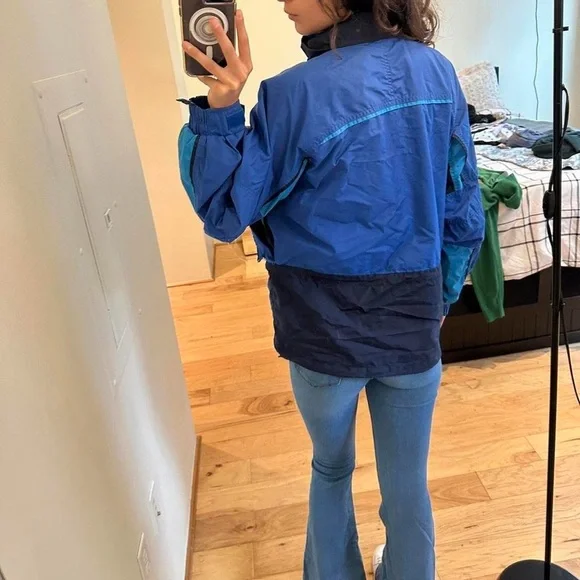 Women's Blue Ski Jacket - Picture 4 of 5